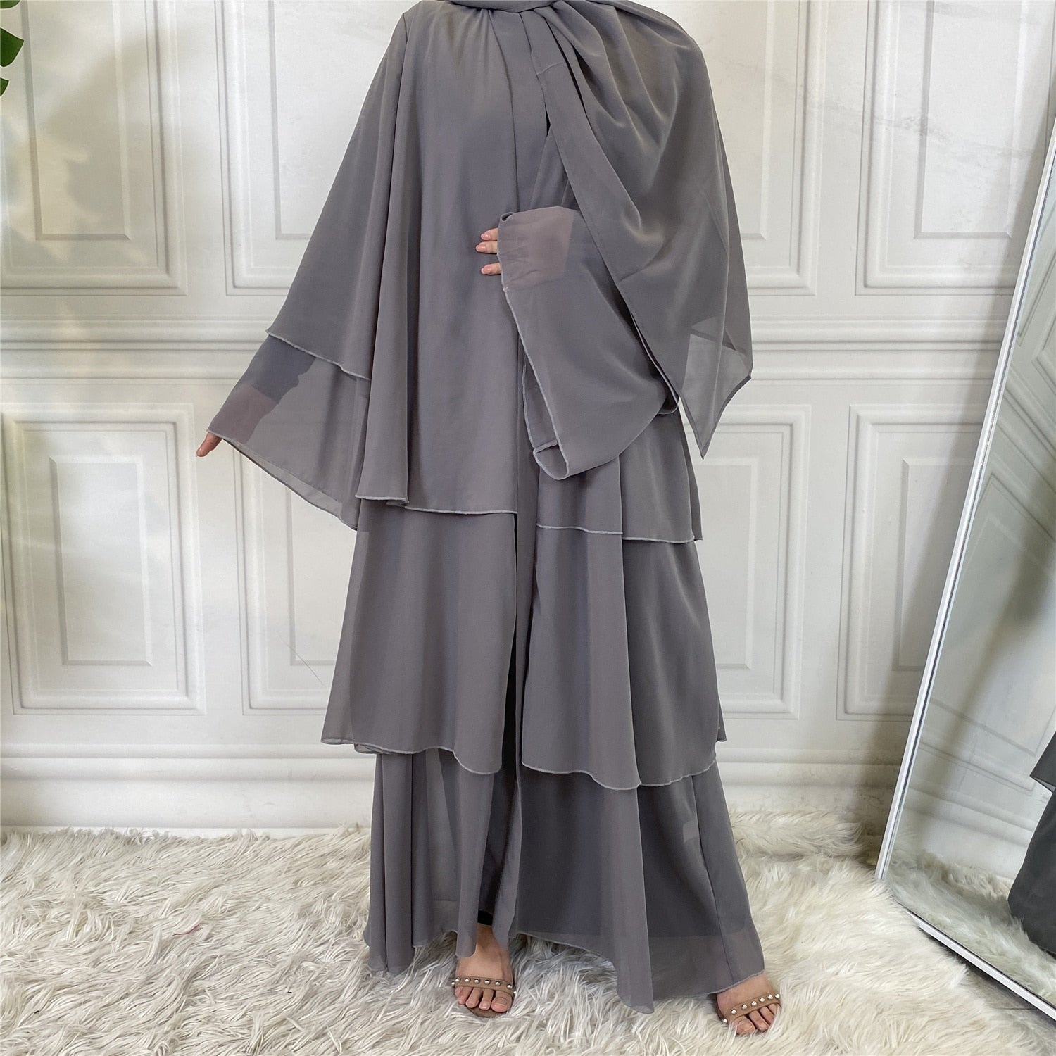 Abaya Lyn