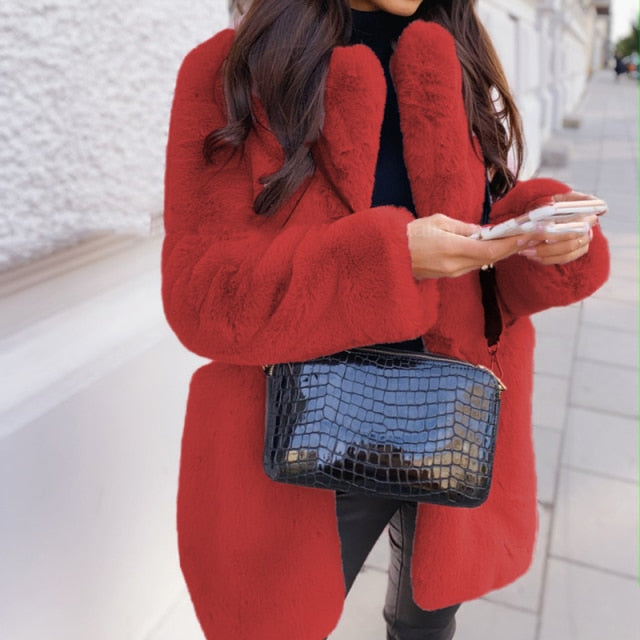 manteau - fausse - fourrure - femme - modest - fashion - vêtement - rouge