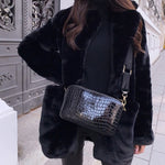 Charger l&#39;image dans la galerie, manteau - fausse - fourrure - femme - modest - fashion - vêtement - noir
